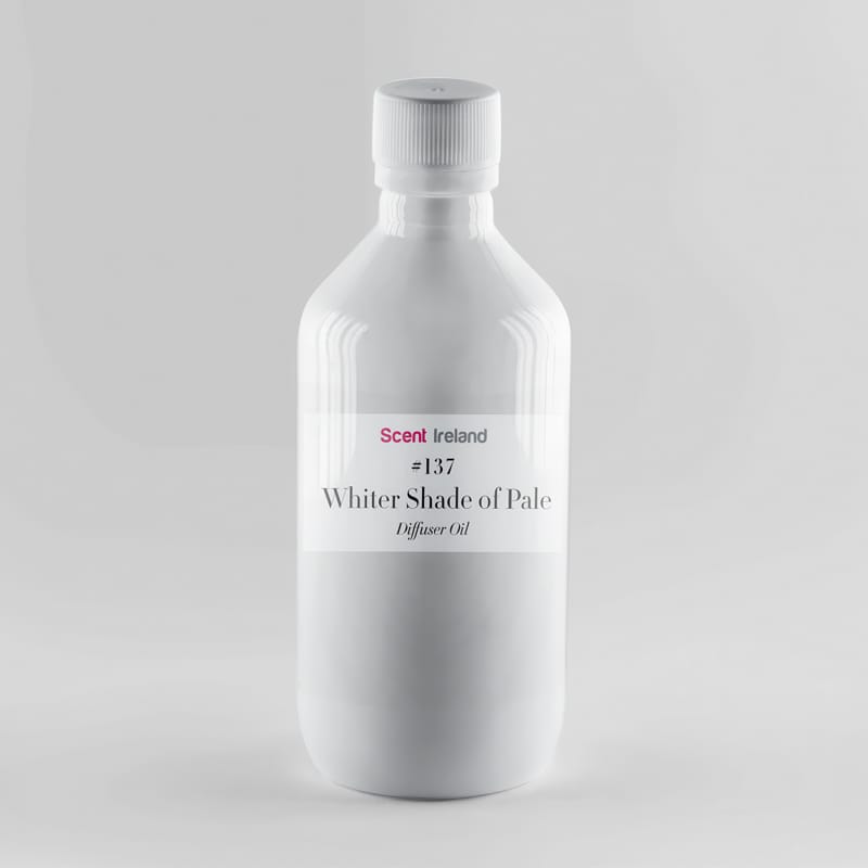 Energising diffuser oil with citrus and white tea notes